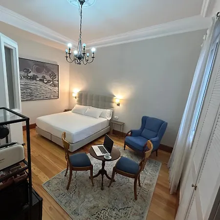 Guggenhome Проживание в семье *